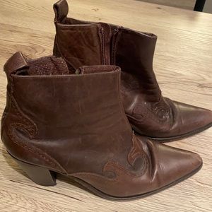 Guess Boots 9